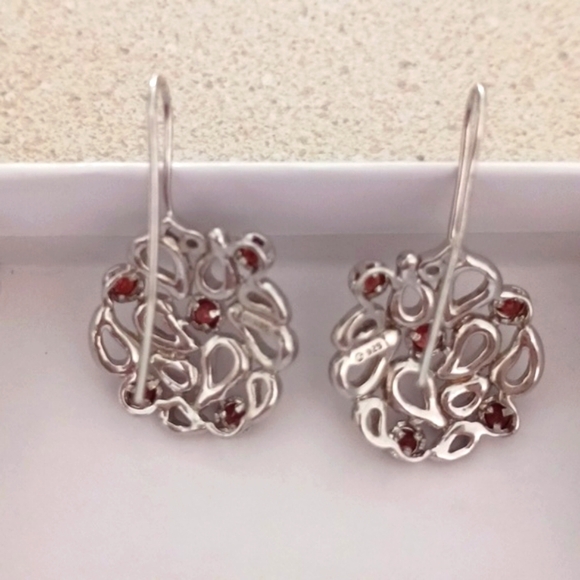 Silver 925 Cut Out Earrings - Picture 2 of 3